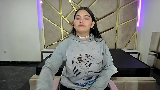 Frrreyaa online show from November 7, 2025, 2:22 am