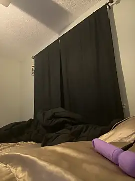 Snapshot of indeeeee chatting on November 5, 2025, 5:29 am indeeeee online show from November 5, 2025, 5:29 am