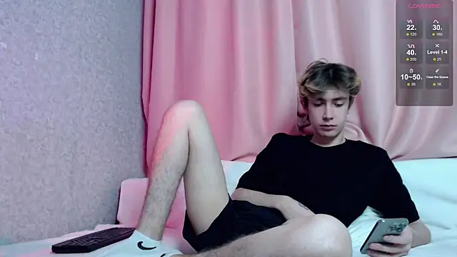 Snapshot of Harvey_foster chatting on December 1, 2025, 10:20 am Harvey foster online show from December 1, 2025, 10:20 am