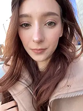 Snapshot of LilluKatten chatting on November 21, 2025, 10:25 am LilluKatten online show from November 21, 2025, 10:25 am