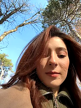 Snapshot of LilluKatten chatting on November 28, 2025, 9:45 am LilluKatten online show from November 28, 2025, 9:45 am