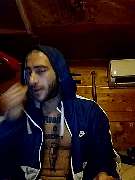 Snapshot of Alicantino69 chatting on November 18, 2025, 6:07 am Alicantino69 online show from November 18, 2025, 6:07 am