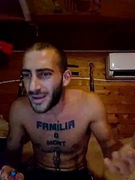 Snapshot of Alicantino69 chatting on November 20, 2025, 6:18 pm Alicantino69 online show from November 20, 2025, 6:18 pm