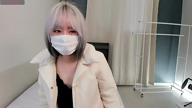 yeji 2001 online show from November 10, 2025, 7:07 am