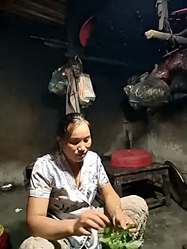 Snapshot of min_nyny chatting on November 4, 2025, 10:58 am min nyny online show from November 4, 2025, 10:58 am