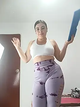 Snapshot of Candy69_ chatting on November 12, 2025, 1:44 pm Candy69 online show from November 12, 2025, 1:44 pm