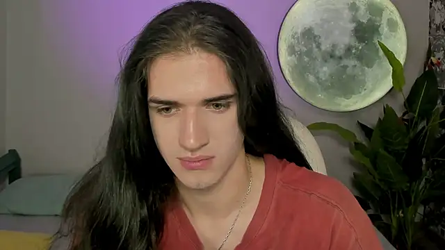 Harvey Hair online show from November 17, 2025, 3:51 pm