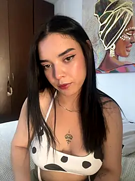 Snapshot of _eileen chatting on October 31, 2025, 10:11 pm  eileen online show from October 31, 2025, 10:11 pm