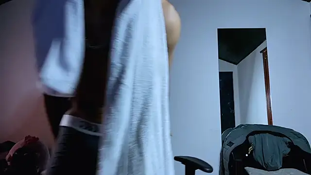 3v1l online show from November 9, 2025, 6:39 pm