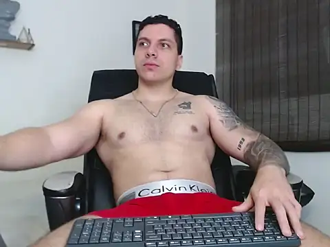 Noah Swagger  online show from November 19, 2025, 8:58 am