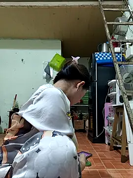 codaivensong online show from December 1, 2025, 6:51 am