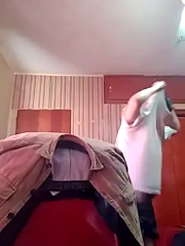 sangrila2468 online show from November 12, 2025, 8:41 pm