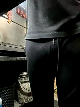 Dylams maja online show from November 6, 2025, 11:15 pm