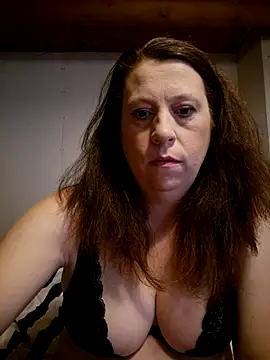 Snapshot of roussechaudasse chatting on December 4, 2025, 1:31 pm roussechaudasse online show from December 4, 2025, 1:31 pm