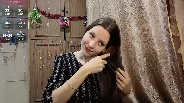 LahomaSassano online show from December 15, 2025, 11:09 pm