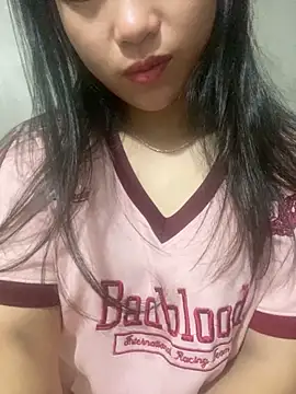 Snapshot of Ngoclan2k chatting on November 4, 2025, 9:47 pm Ngoclan2k online show from November 4, 2025, 9:47 pm