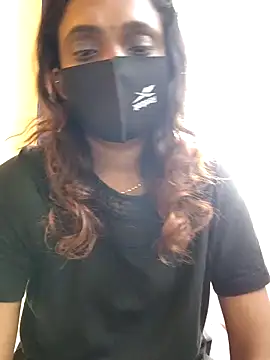 Queen-dhivya online show from December 15, 2025, 5:01 am