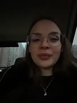 KristiRich online show from December 5, 2025, 10:24 am