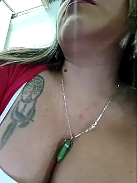 Snapshot of cataleyamyst chatting on November 8, 2025, 2:50 pm cataleyamyst online show from November 8, 2025, 2:50 pm