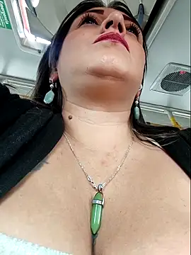 Snapshot of cataleyamyst chatting on December 2, 2025, 6:58 pm cataleyamyst online show from December 2, 2025, 6:58 pm