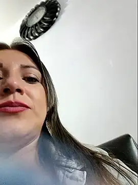 Snapshot of cataleyamyst chatting on December 20, 2025, 1:23 am cataleyamyst online show from December 20, 2025, 1:23 am