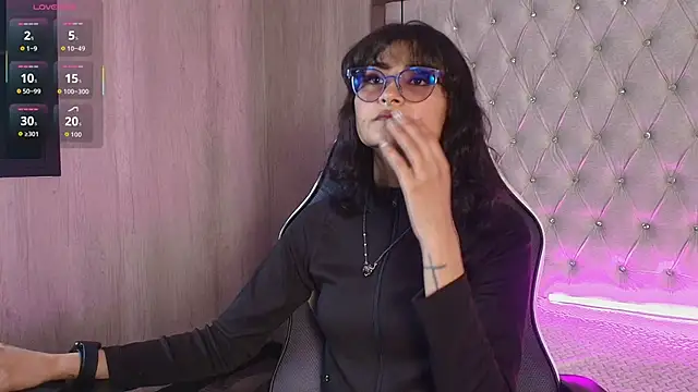 Snapshot of liliclan_ chatting on November 4, 2025, 12:59 pm liliclan online show from November 4, 2025, 12:59 pm