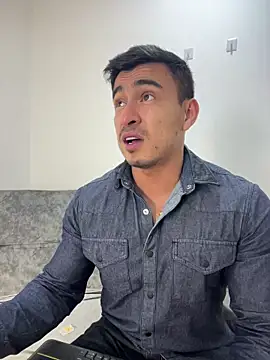 Chris Clarck online show from November 10, 2025, 8:30 pm