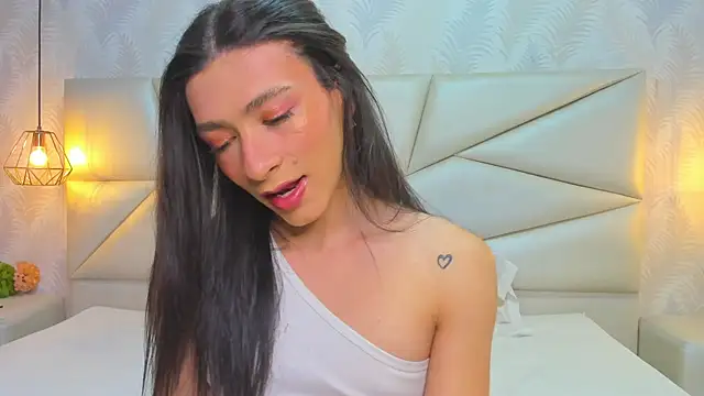 Snapshot of laurettedela_rouse chatting on November 4, 2025, 11:09 am laurettedela rouse online show from November 4, 2025, 11:09 am