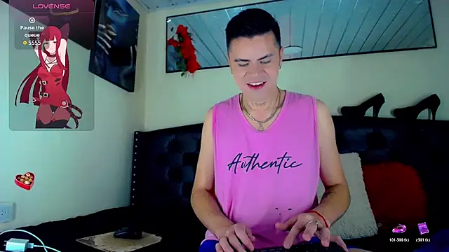 Snapshot of Sebastian_Loaiza chatting on November 3, 2025, 11:55 am Sebastian Loaiza online show from November 3, 2025, 11:55 am