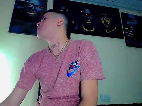 Snapshot of Sebastian_Loaiza chatting on November 11, 2025, 12:49 pm Sebastian Loaiza online show from November 11, 2025, 12:49 pm