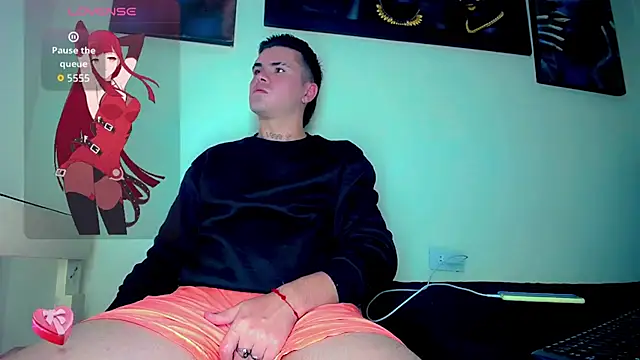 Snapshot of Sebastian_Loaiza chatting on November 18, 2025, 3:23 am Sebastian Loaiza online show from November 18, 2025, 3:23 am