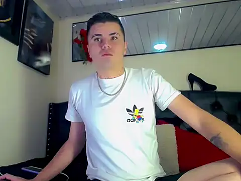 Snapshot of Sebastian_Loaiza chatting on November 19, 2025, 3:28 am Sebastian Loaiza online show from November 19, 2025, 3:28 am