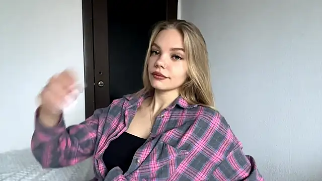 SweetAmelia69 online show from November 13, 2025, 6:01 am