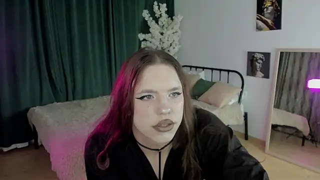 MadisonMongomeri online show from December 4, 2025, 2:21 am