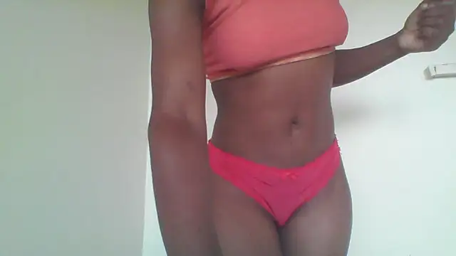 BeckyJalia online show from December 4, 2025, 3:49 am