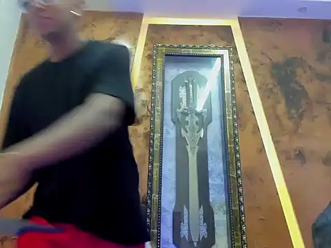 Snapshot of the_hot_boy0 chatting on November 12, 2025, 12:27 pm the hot boy0 online show from November 12, 2025, 12:27 pm