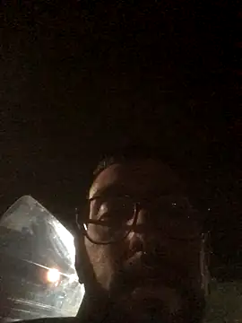 Snapshot of Maqbur chatting on November 8, 2025, 3:07 am Maqbur online show from November 8, 2025, 3:07 am