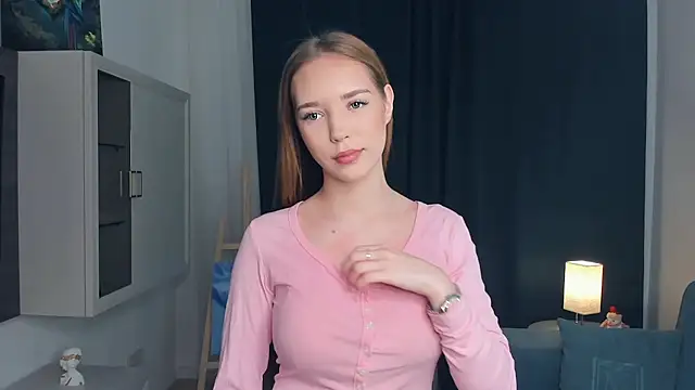 MerlePalaia online show from December 1, 2025, 6:13 pm