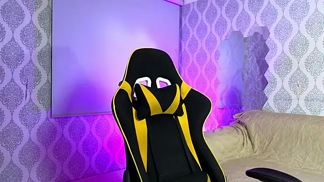 Boy savoy online show from December 2, 2025, 7:25 am