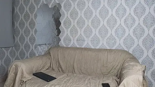 Boy savoy online show from December 4, 2025, 7:28 am