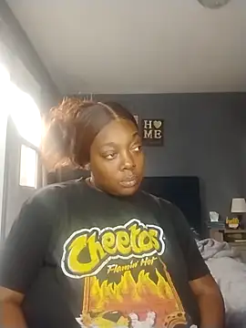 BiancaClarkson online show from November 26, 2025, 3:57 pm