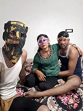 Real-Family online show from November 26, 2025, 10:05 am