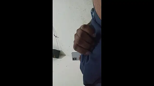 Snapshot of negrocomomisuerte chatting on November 13, 2025, 6:23 am negrocomomisuerte online show from November 13, 2025, 6:23 am