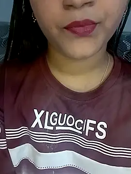 Neha533 online show from December 15, 2025, 7:40 pm