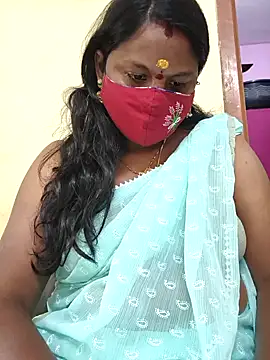 hyd couple7878 online show from November 28, 2025, 5:21 am