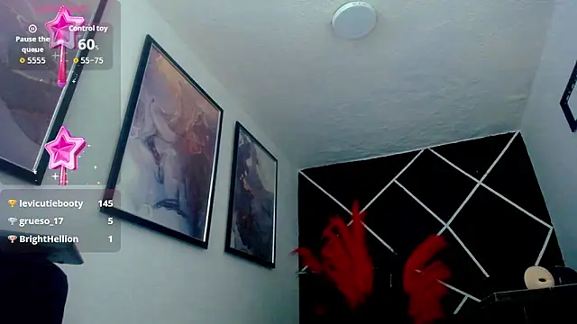 Snapshot of Sweet_Queens1 chatting on November 29, 2025, 3:37 pm Sweet Queens1 online show from November 29, 2025, 3:37 pm