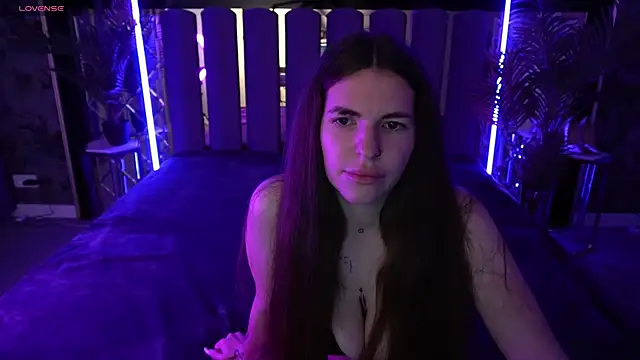 DanielaReign online show from November 22, 2025, 6:34 am