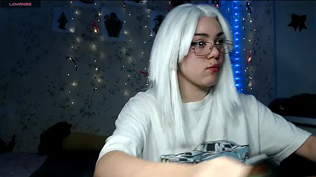 KotiK meov online show from November 24, 2025, 4:29 pm