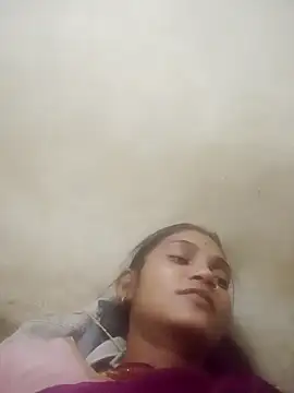 Snapshot of Jooli_cuty chatting on November 14, 2025, 12:59 pm Jooli cuty online show from November 14, 2025, 12:59 pm