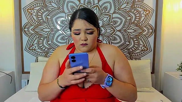 Lilith Aliany  online show from November 6, 2025, 1:01 pm